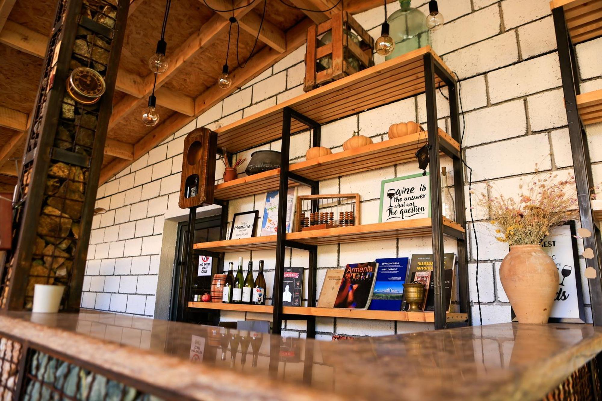 Areni Wine Art Bed & Breakfast Bagian luar foto