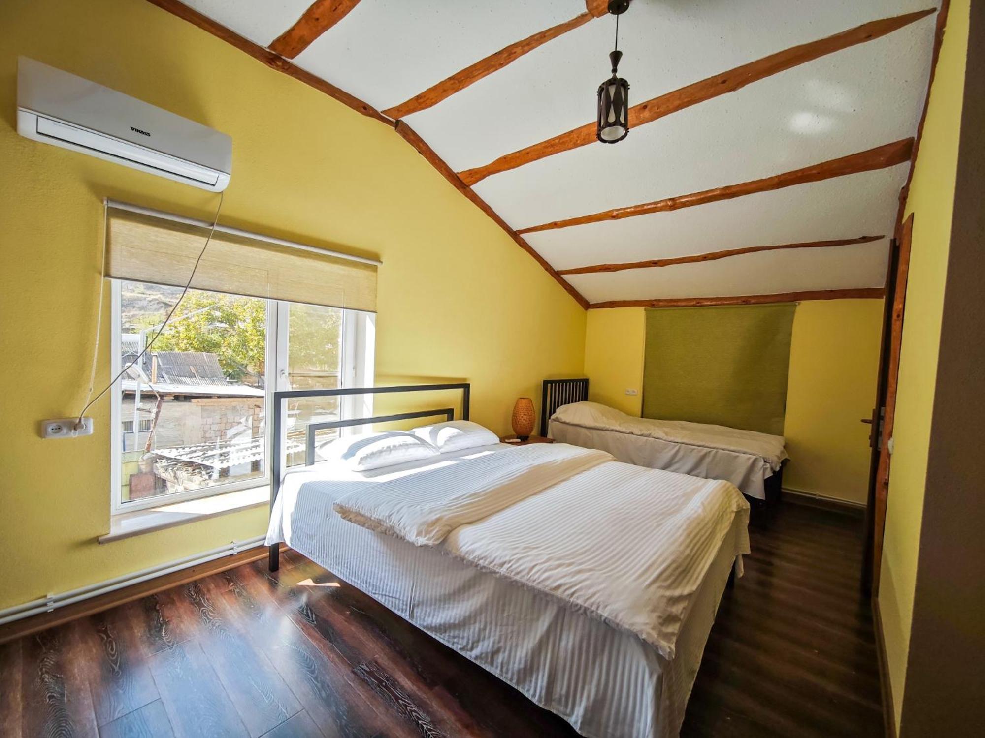 Areni Wine Art Bed & Breakfast Bagian luar foto