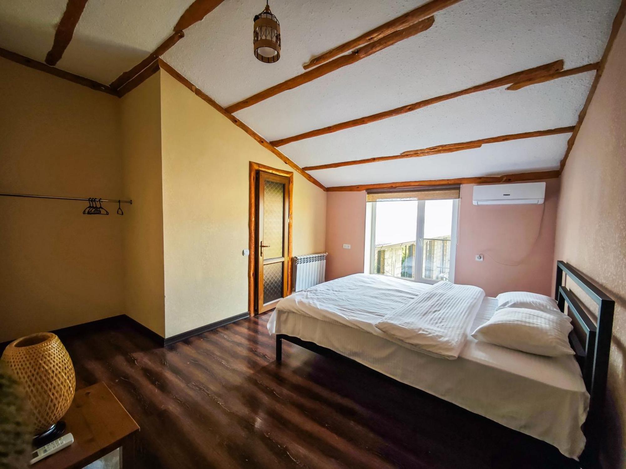 Areni Wine Art Bed & Breakfast Bagian luar foto